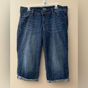 Diva denim jean “skimmer” shorts pants capris